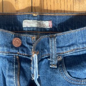 Levi's Women's Straight Leg 505 Jeans. Size 10 short.